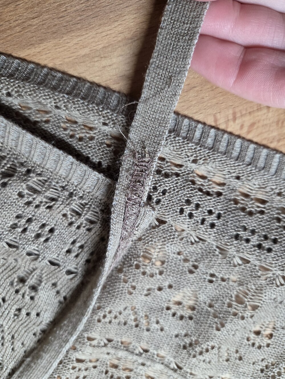 Y2K Windsor Cropped Crochet Cardigan Size Small Tie Front Beige (c1) - Picture 8 of 10